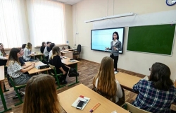 РИА Новости: Прокуратура оспорила правило «звонок для учителя»