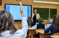 Эксперты назвали сумму, которая необходима для повышения учительских зарплат