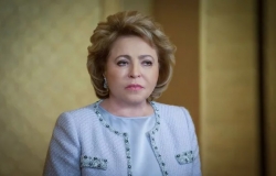 Матвиенко попросила освободить педагогов от лишней отчётности